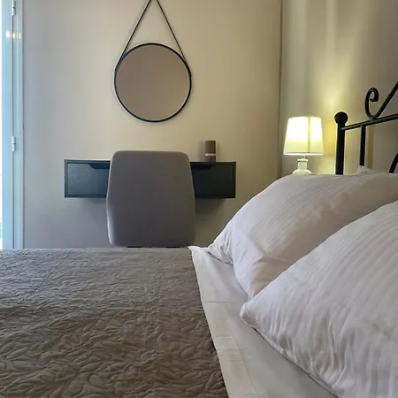 Maria Anastasia Apartment *