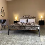 Maria Anastasia Apartment *